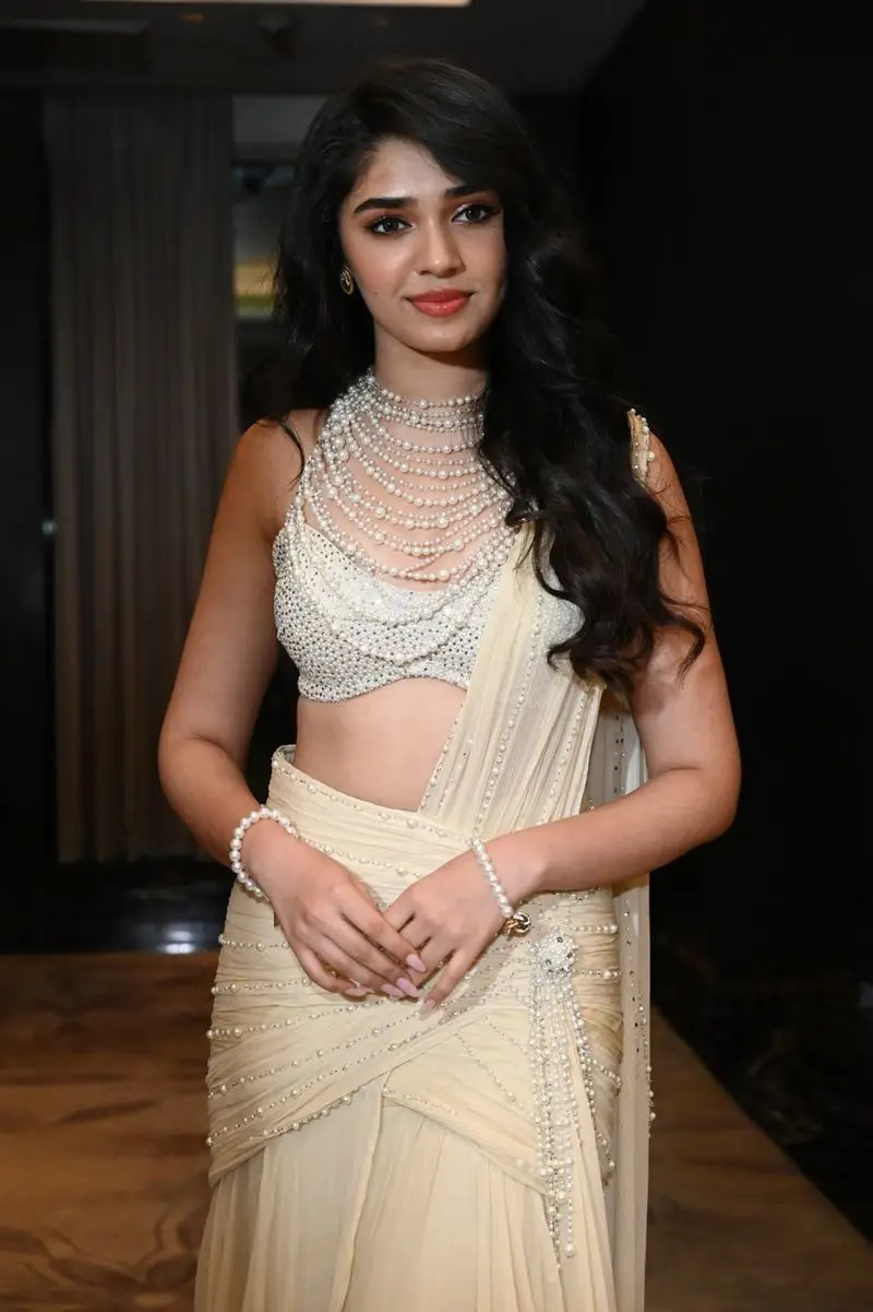 TELUGU ACTRESS KRITHI SHETTY AT MANAMEY MOVIE PRE RELEASE EVENT 3